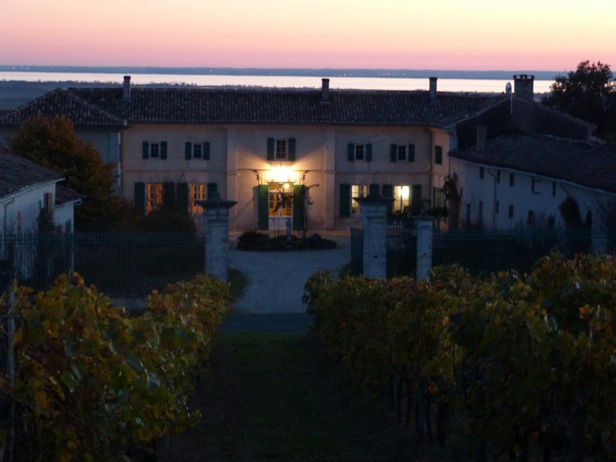 Отель Domaine De L'Estuaire Saint-Thomas-de-Conac Экстерьер фото